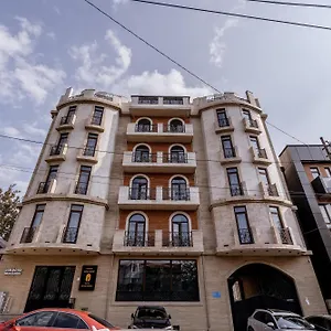 Hotel Highgarden